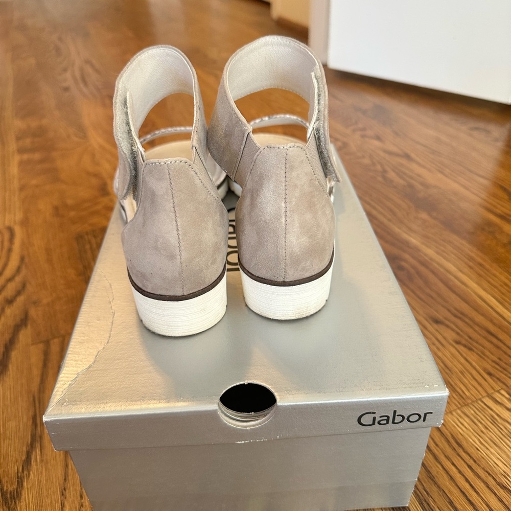 Gabor Gray and Snake Pattern Sandals style 44570 - Picture 4 of 5